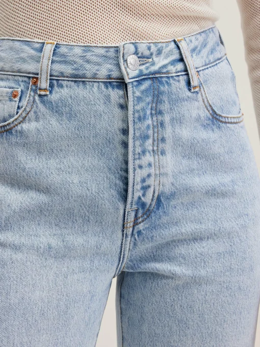 Jean Droit Pony