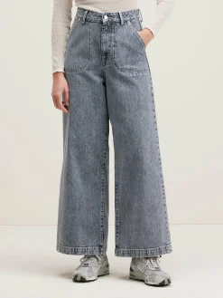 Jean Large Petula