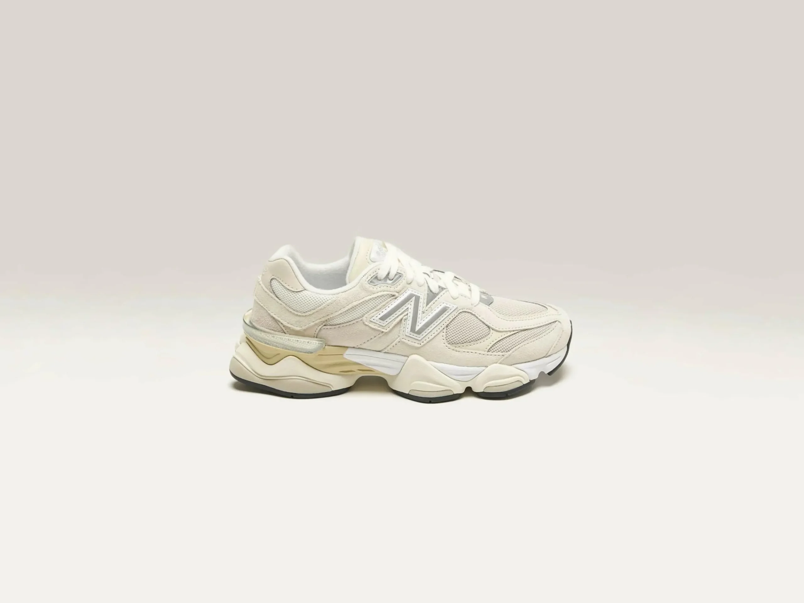 NEW BALANCE 9060 Pour Femmes