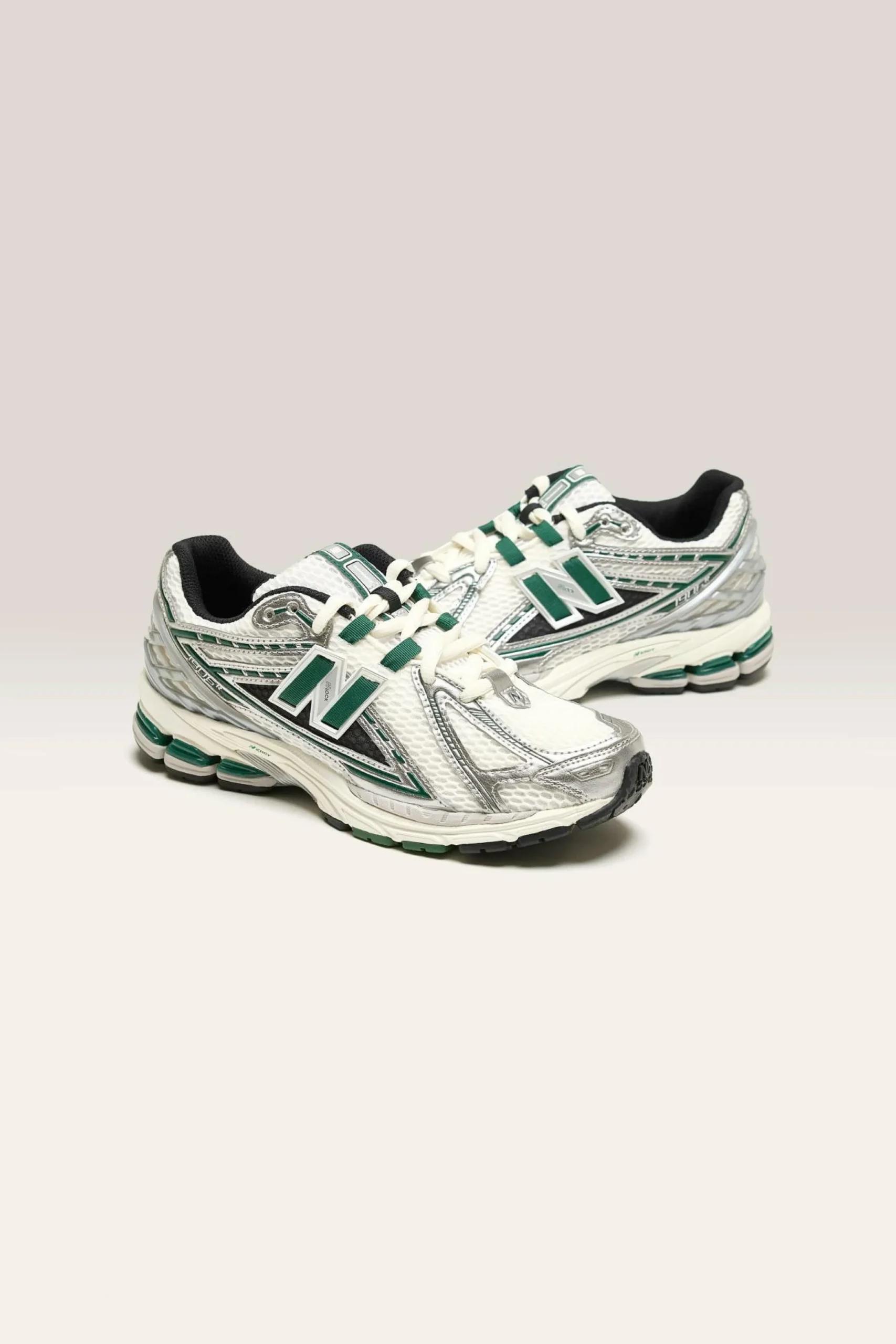 NEW BALANCE 1906R Pour Femmes