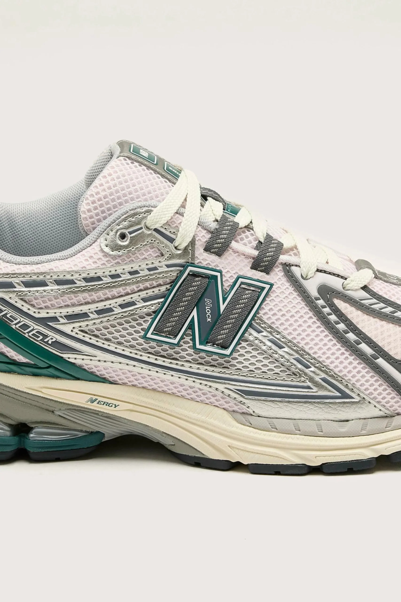 NEW BALANCE 1906R Pour Homme