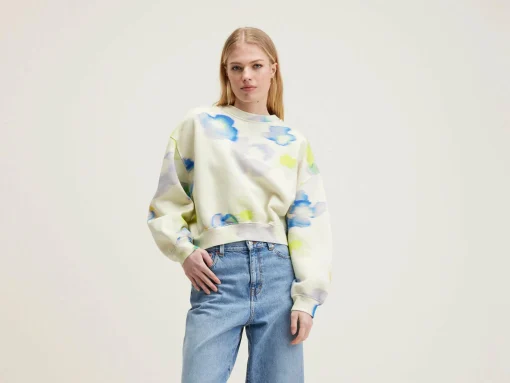 Sweatshirt Avec Imprimés De Fleurs Fancy